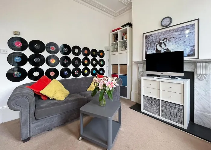 Beautiful 3Bd Flat In Archway London